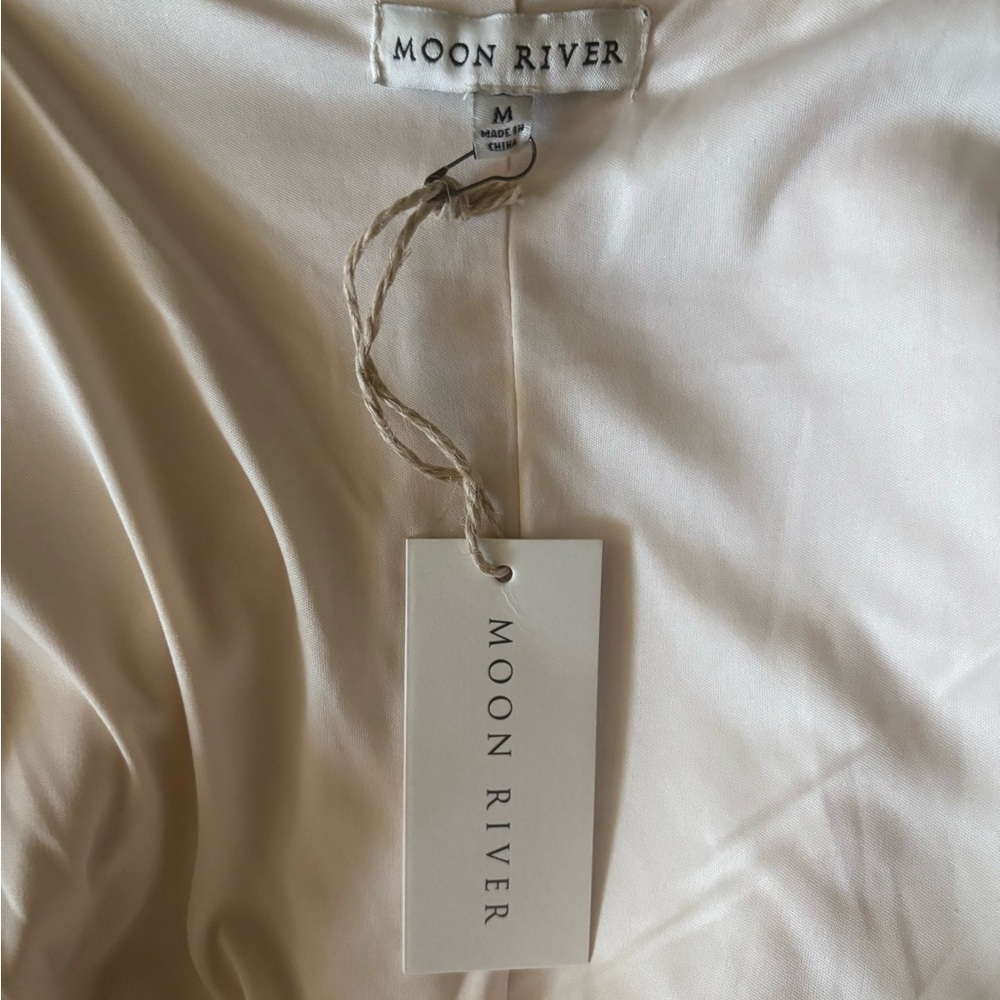 Moon River x Anthropologie Faux Fur Hooded Coat | Cream | Size M | NWT - Picture 5 of 5